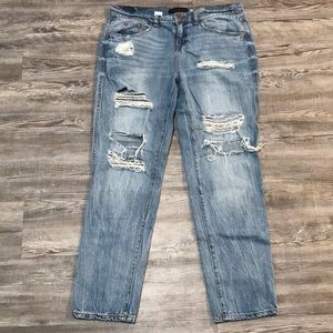 Aeropostale distressed boyfriend jeans size 8
